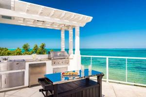 vacation-rental-photo_turks-and-caicos_tnc-mjn_villa-maryjane_mjnpat03_desktop